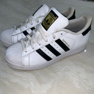 Adidas superstar